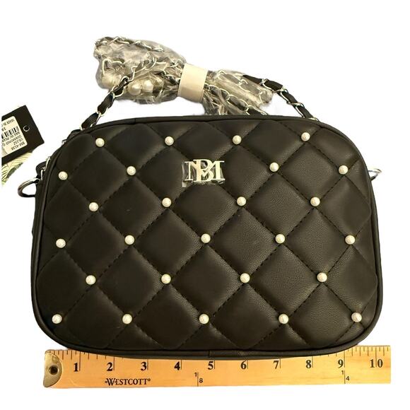 Badgley Michka Black Quilted Vegan Leather Pearl Embellished Chain Crossbody - Picture 5 of 9